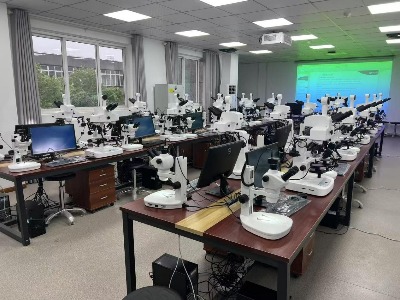 中南财经政法大学比较显微镜+立体显微镜组合互动教室（1+24）套  